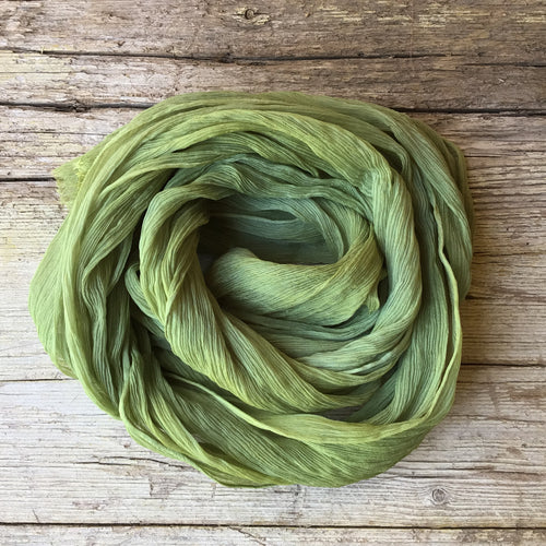 Lazo arrugado de seda verde
