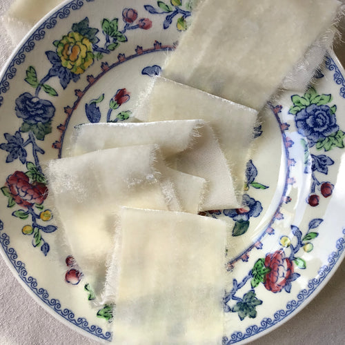 Lazo de terciopelo de seda marfil