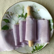 Cargar imagen en el visor de la galería, Lazos de seda morada: morado y morado claro 