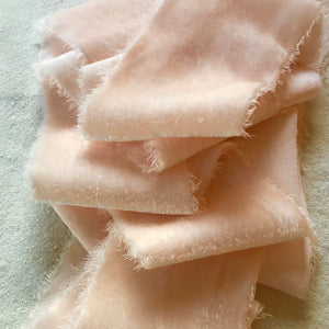 Lazo de terciopelo de seda rosa pálido