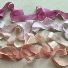 Load image into Gallery viewer, Set of 4 narrow ribbons ~ Pinks