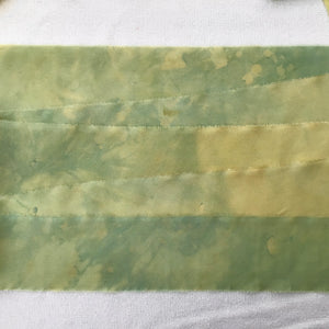 Lazo de seda verde amarillo metalizado